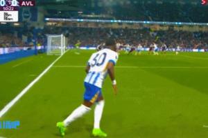 九游官网-滑跪怒吼庆祝！拉什福德接长传单刀破门，2场比赛打进3球