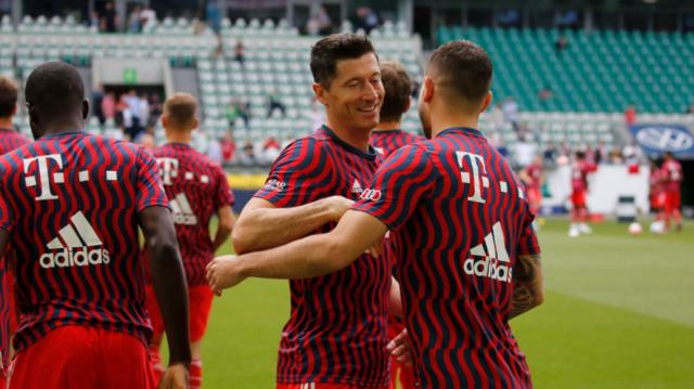 九游体育视频直播-【德甲】斯塔尼希奇莱万破门 拜仁客场2比2狼堡收官